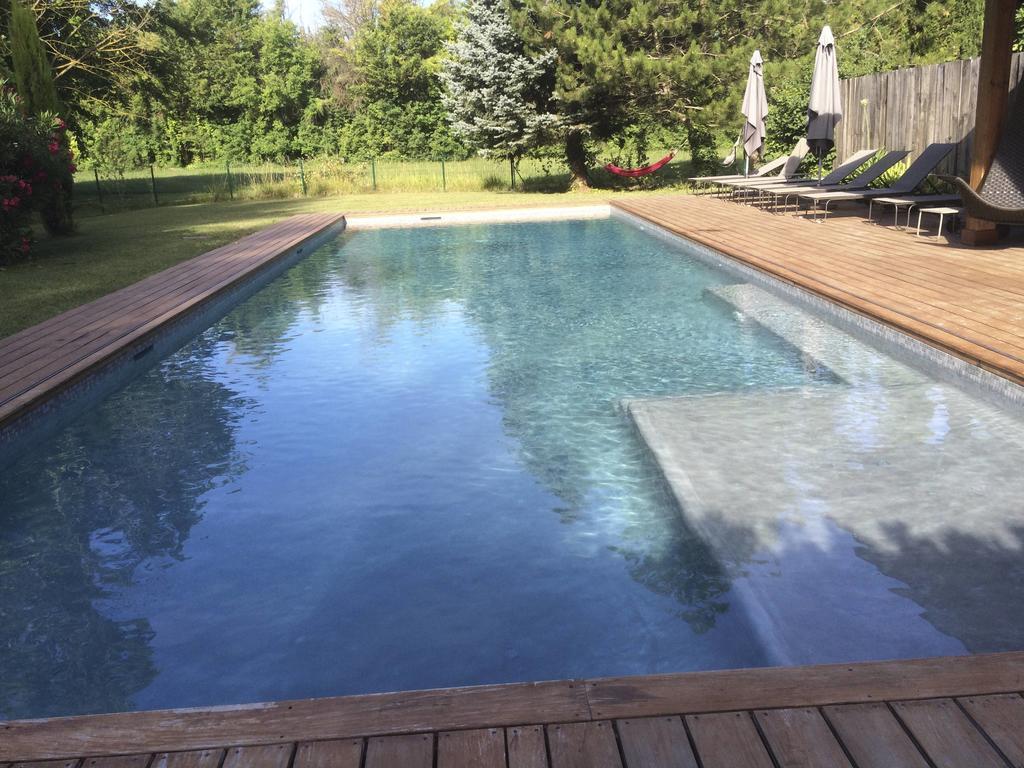 Montjoia Bed & Breakfast LʼIsle-sur-la-Sorgue Eksteriør bilde